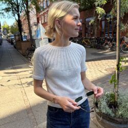 SUNDAY TEE fra PetiteKnit | Garnalternativ Lana Cotton 212