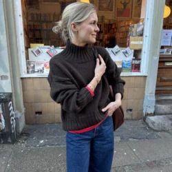 Hannah Sweater O-neck  fra PetieKnit | Garnalternativ Drops Flora og Drops Kid Silk