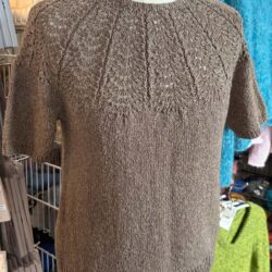 Palme Tee fra Le Knit | Organic Trio